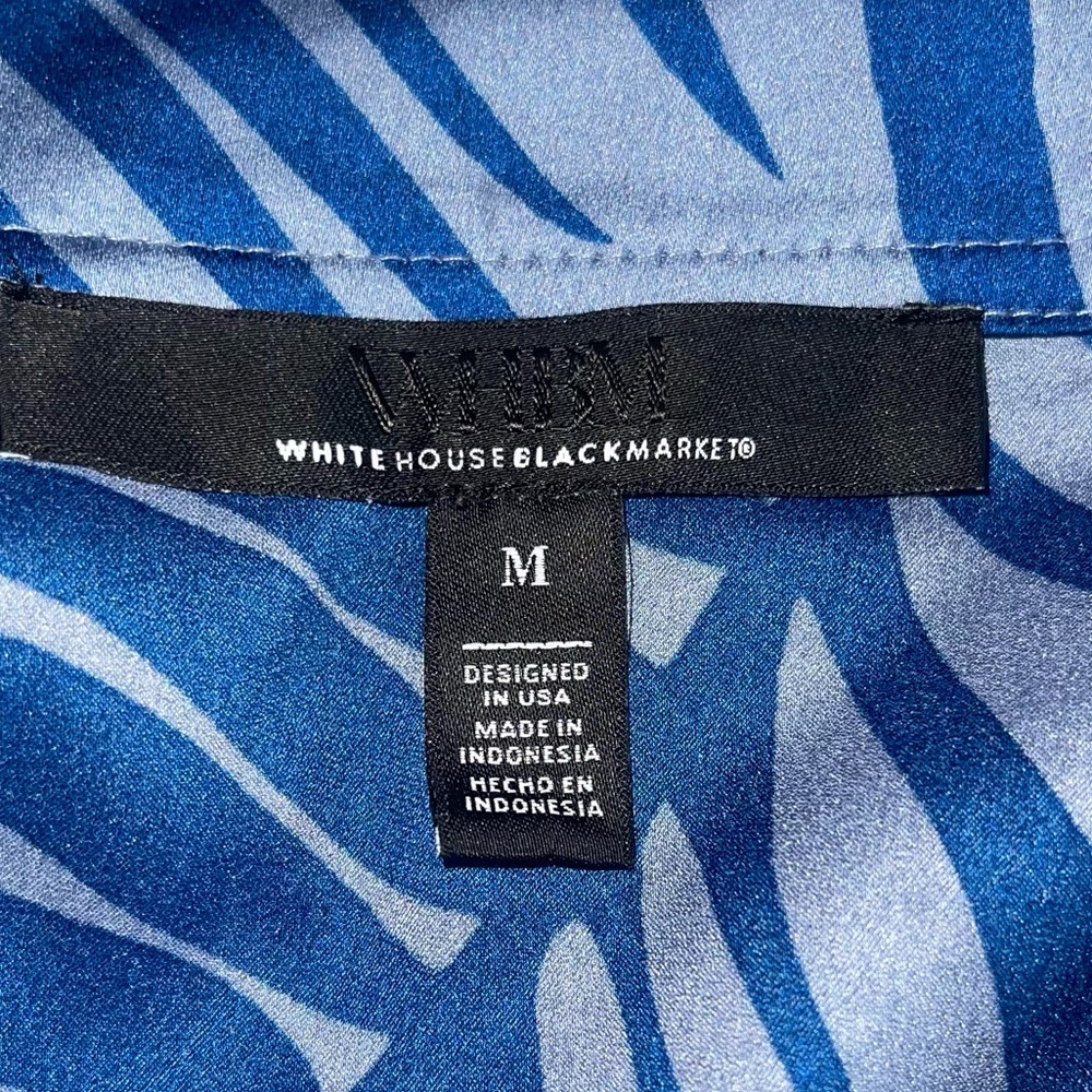 WHBM - Gray & Blue Printed Long-Sleeve Blouse absolutely gorgeous size M - Picture 8 of 9